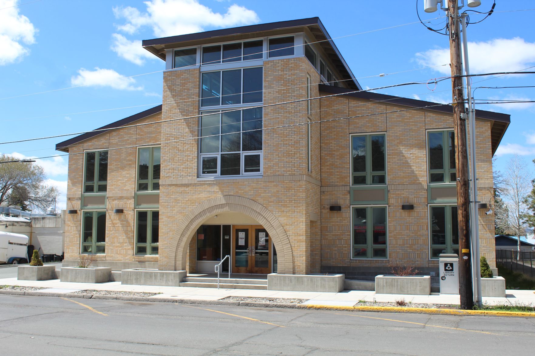Lake County library reopens